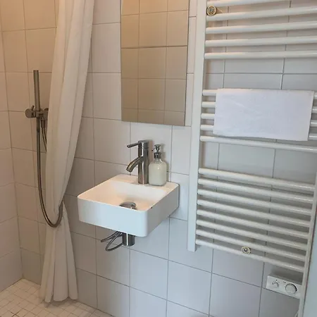 Emplacement Exceptionnel Nid Coquet Equipe Salle De Bains Wc Vue Climatisation Ascenseur アパート *